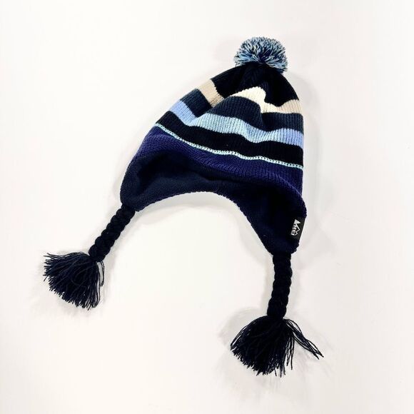 REI Other - REI kids knit hat with tassels OS